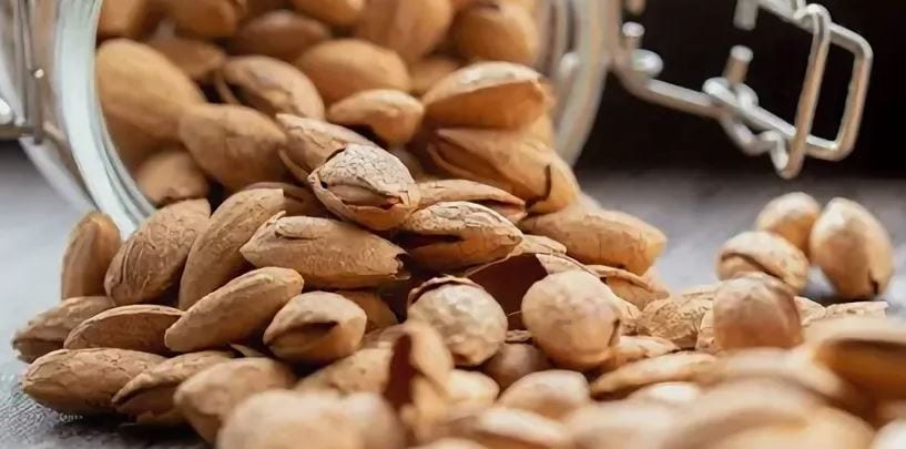 تصویر 1 از بادام سنگی پوست نازک مناسب آجیل و شیرینی پزی